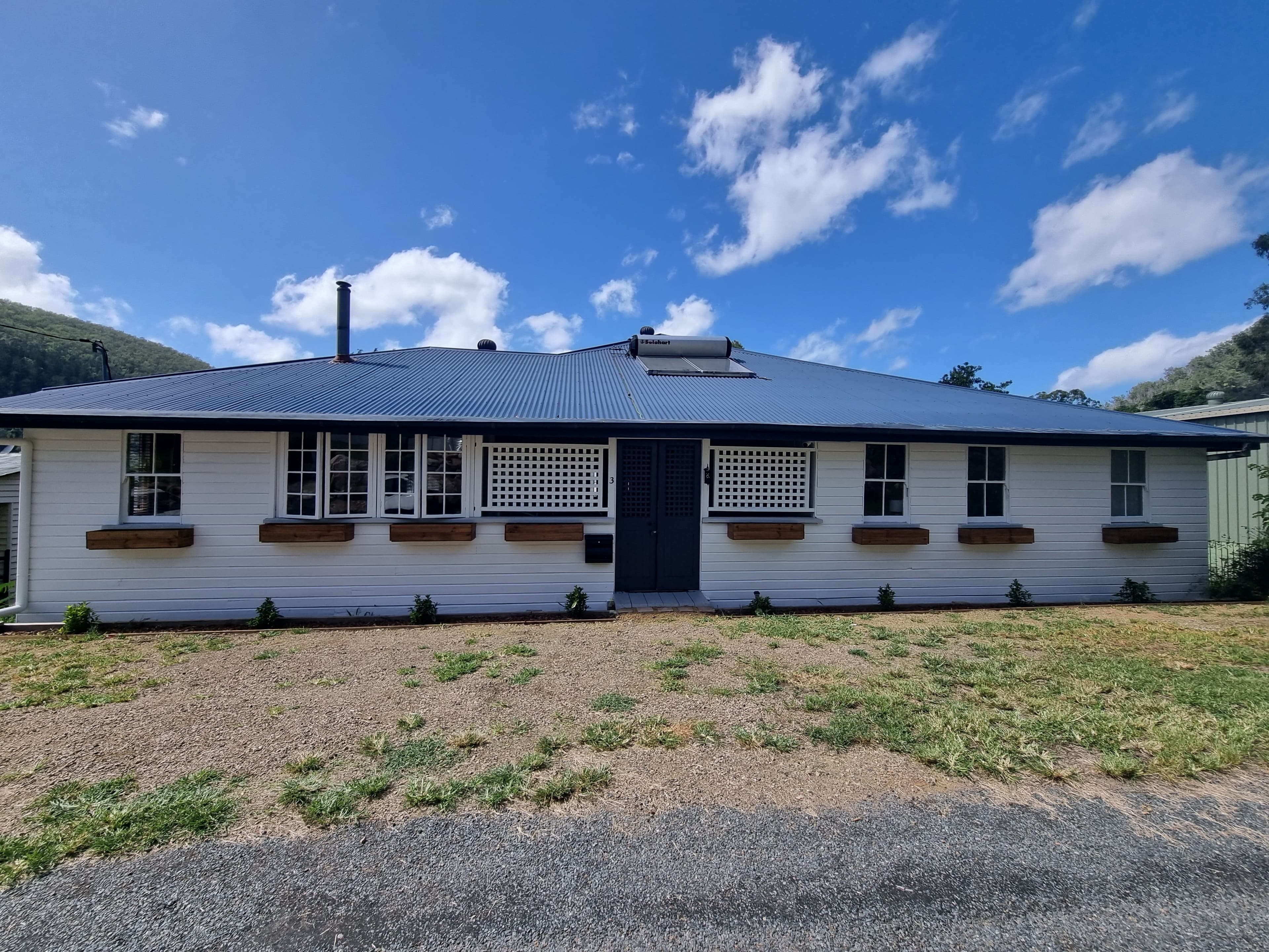 3 Fifth Avenue, Somerset Dam QLD 4312, Somerset Dam - Image 1