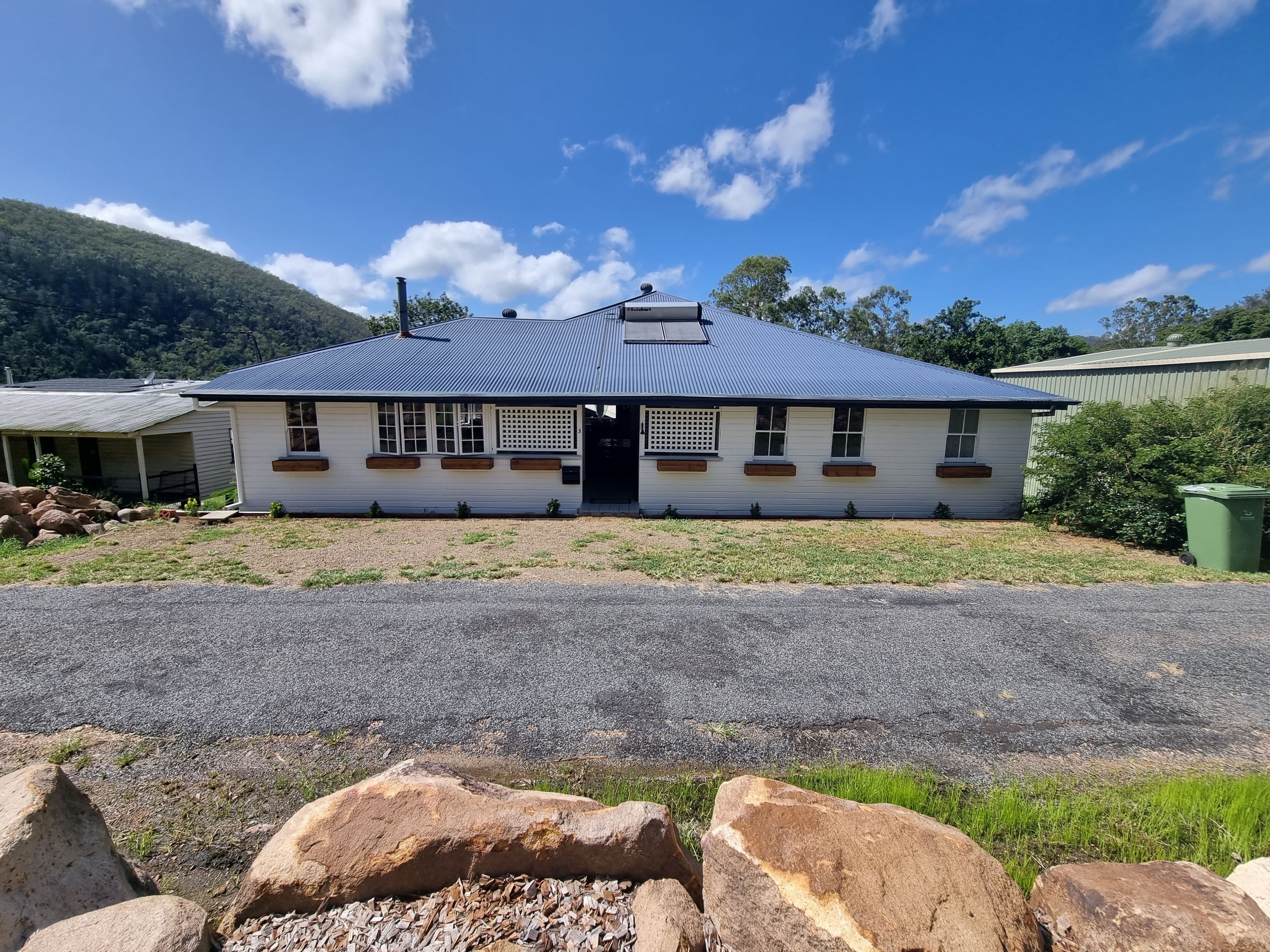 3 Fifth Avenue, Somerset Dam QLD 4312, Somerset Dam - Thumbnail 2