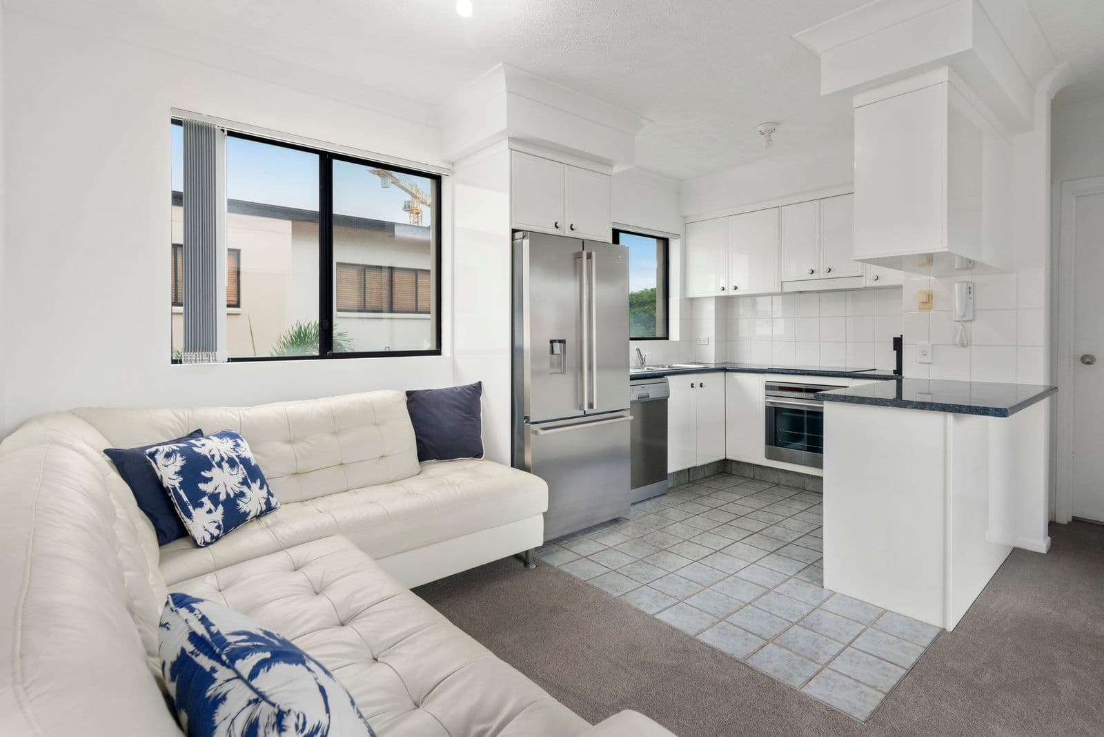 35 Britannia Avenue, Broadbeach QLD 4218, Broadbeach - Thumbnail 2