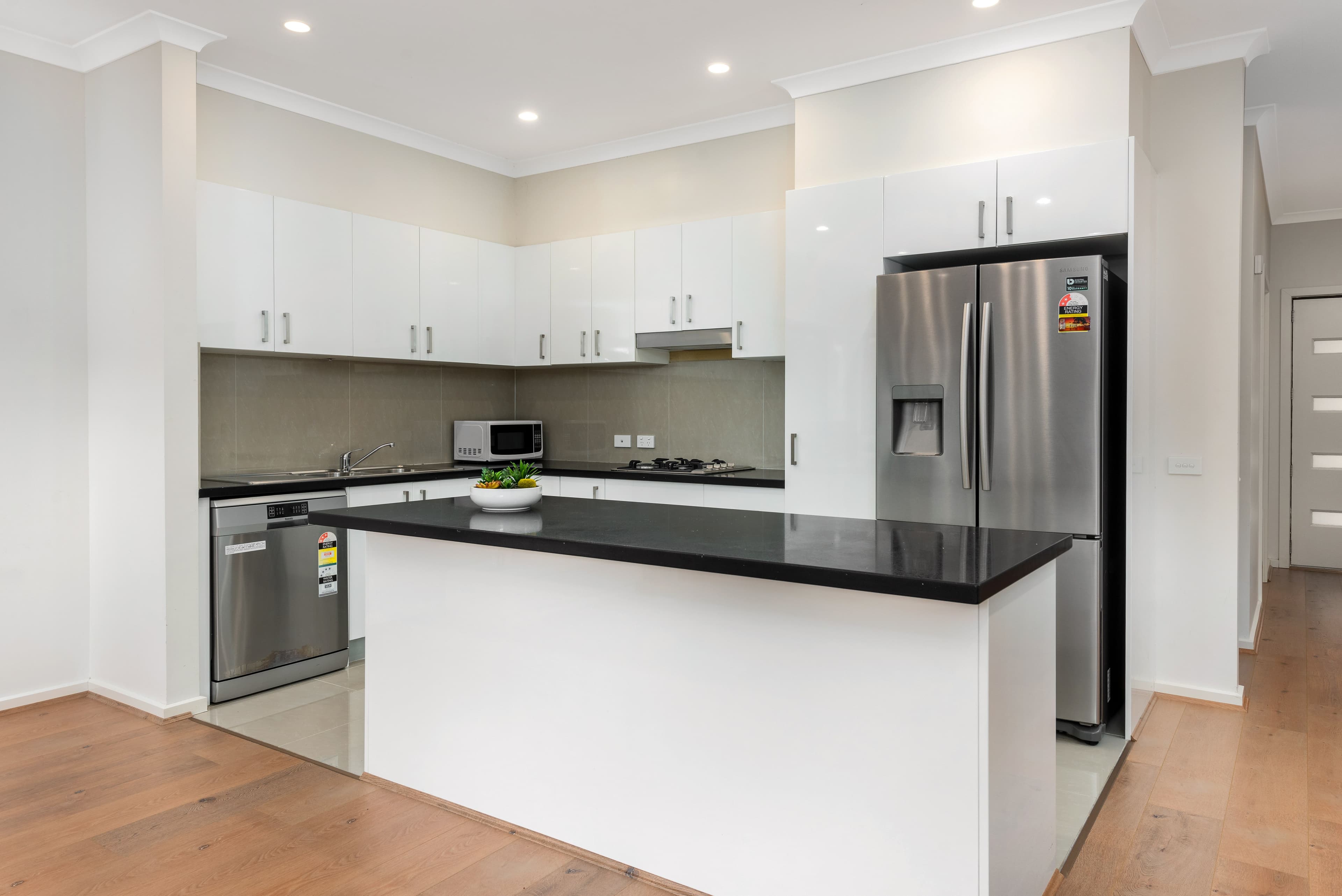 4 Gray Court, Bundoora VIC 3083, Bundoora - Thumbnail 7