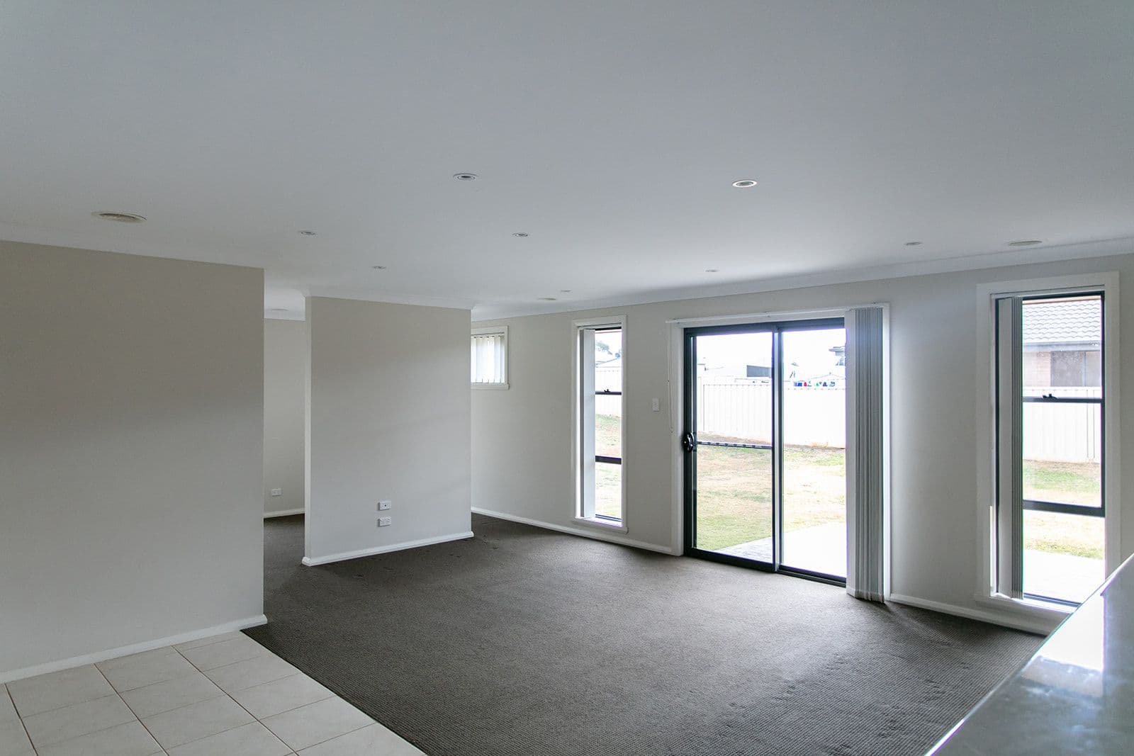 19 Diamond Drive, Orange - Thumbnail 3