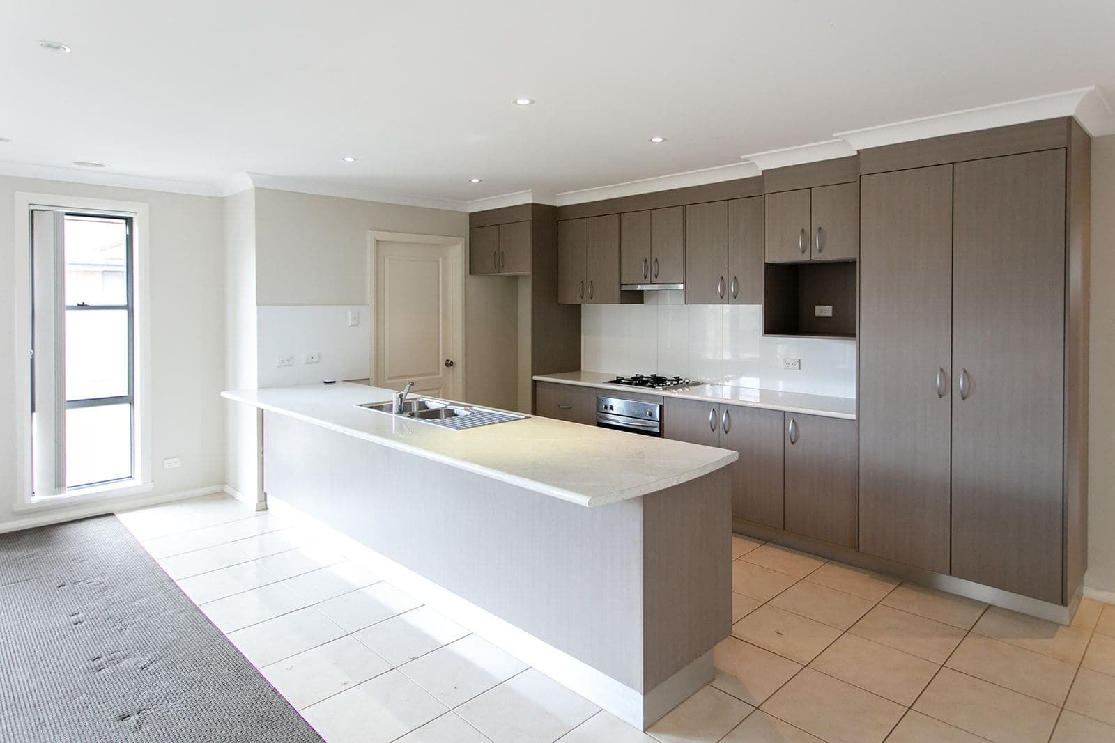 19 Diamond Drive, Orange - Thumbnail 6