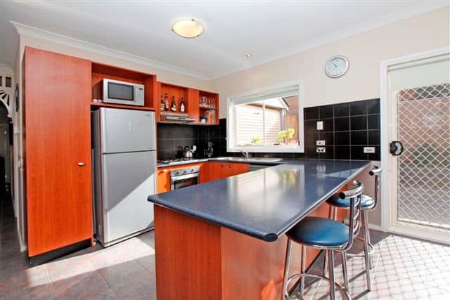 7 Lilac Close, CRAIGIEBURN VIC 3064, Craigieburn - Thumbnail 2