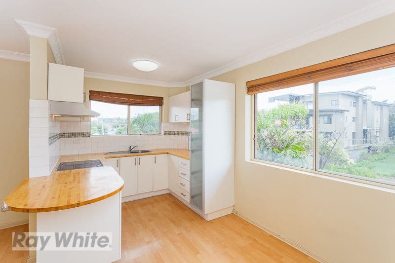 51 Knowsley Street, GREENSLOPES QLD 4120, Greenslopes - Thumbnail 6
