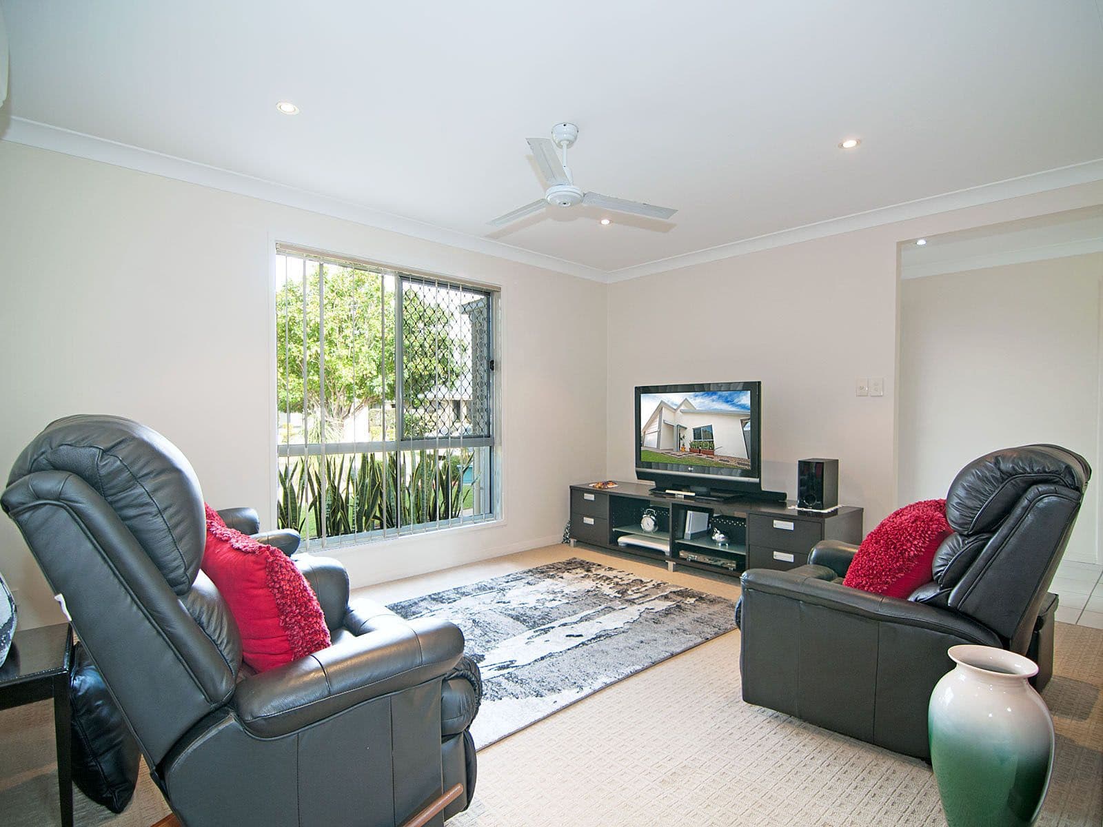 5 Freeman Place, Bracken Ridge QLD 4017, Bracken Ridge - Thumbnail 4