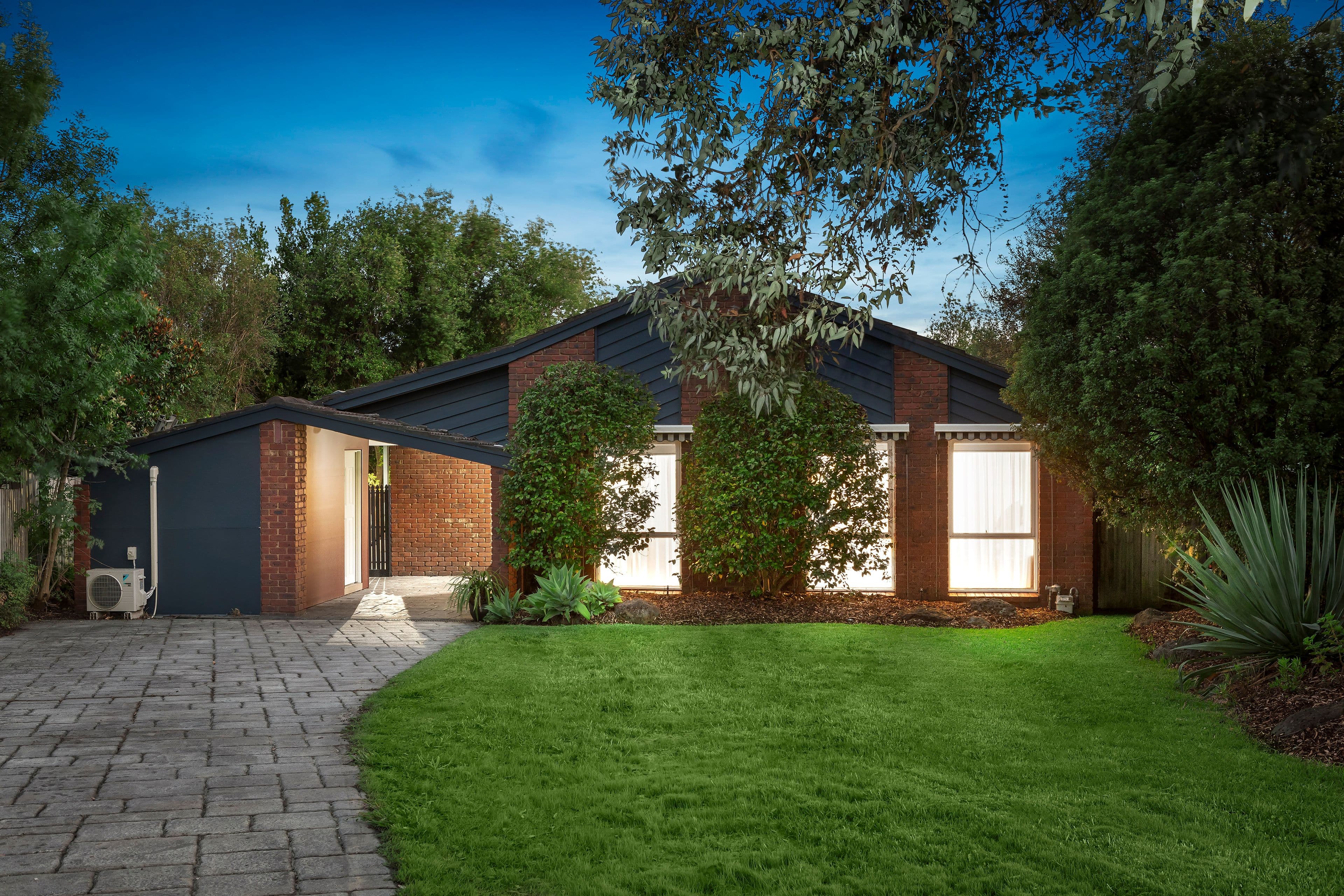 16 Coachmans Square, Wantirna VIC 3152, Wantirna - Image 1