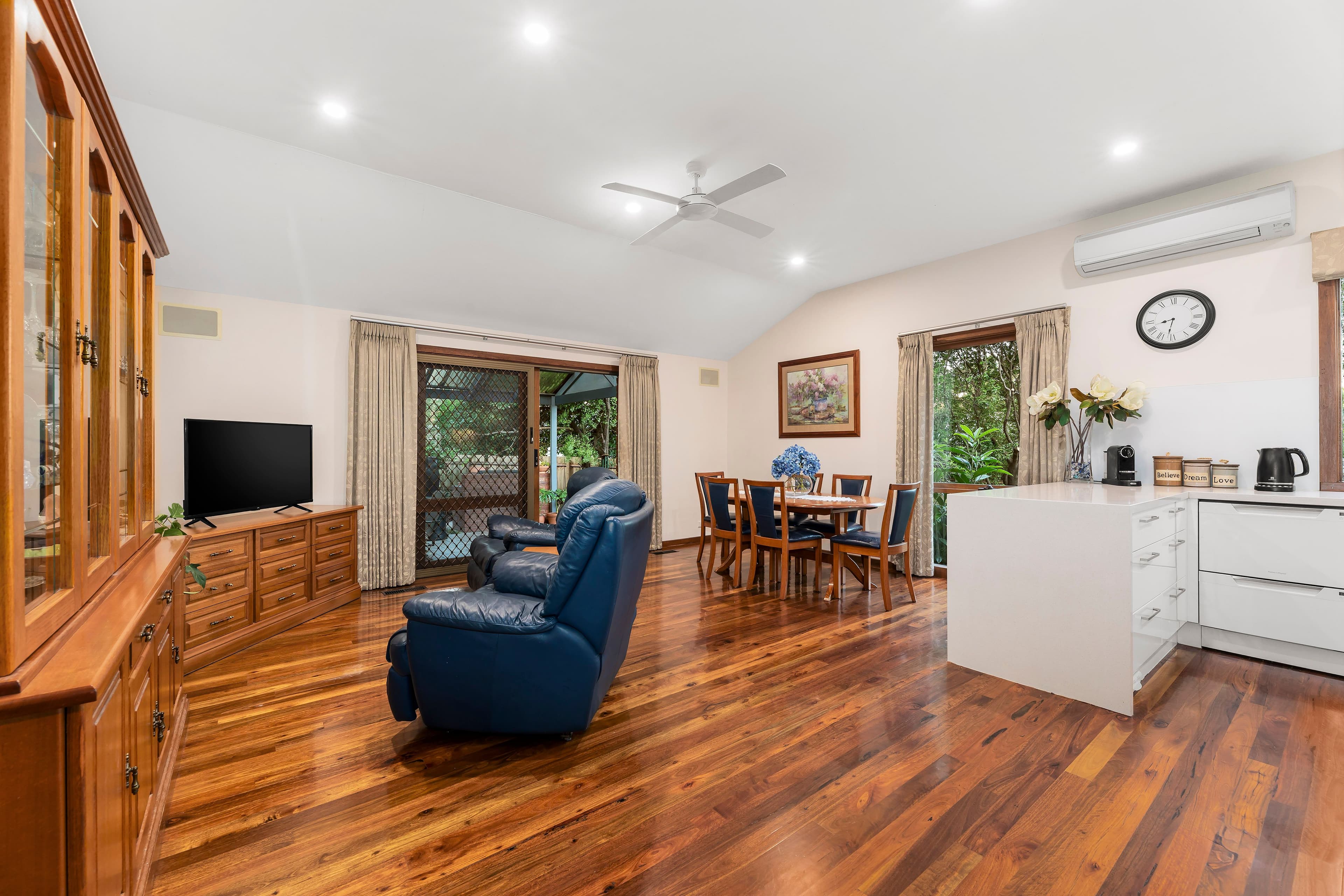 16 Coachmans Square, Wantirna VIC 3152, Wantirna - Thumbnail 4