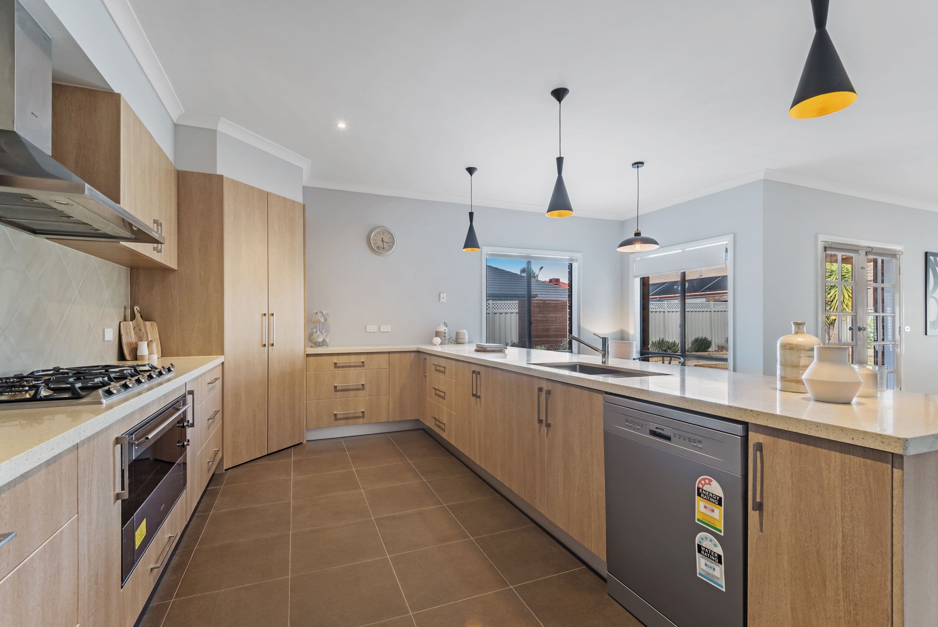 35 Bushy Park Avenue, Caroline Springs VIC 3023, Caroline Springs - Thumbnail 7