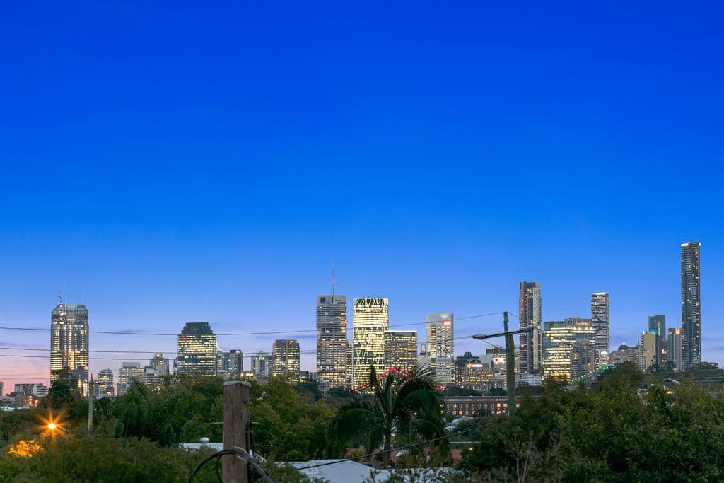 335 Riding Road, Balmoral QLD 4171, Balmoral - Image 1