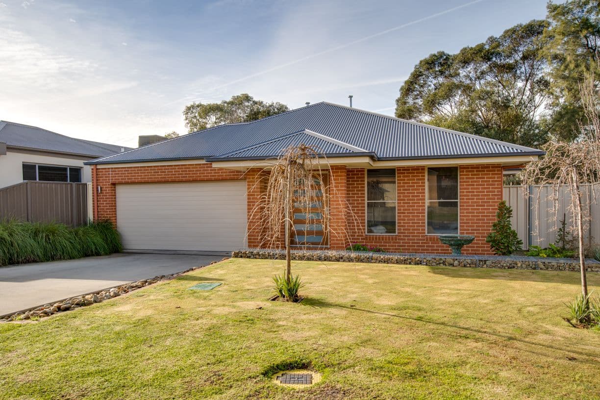 11 Birdie Place, Thurgoona NSW 2640, Thurgoona - Image 1