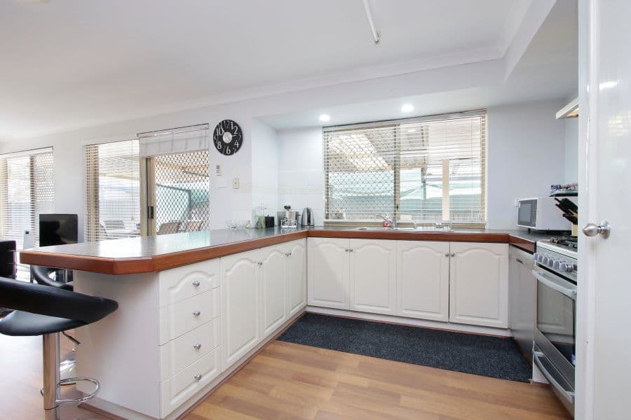 10 McKeon Street, Redcliffe WA 6104, Redcliffe - Thumbnail 3
