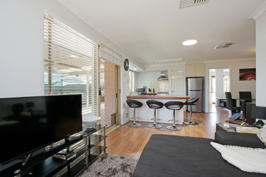 10 McKeon Street, Redcliffe WA 6104, Redcliffe - Thumbnail 5