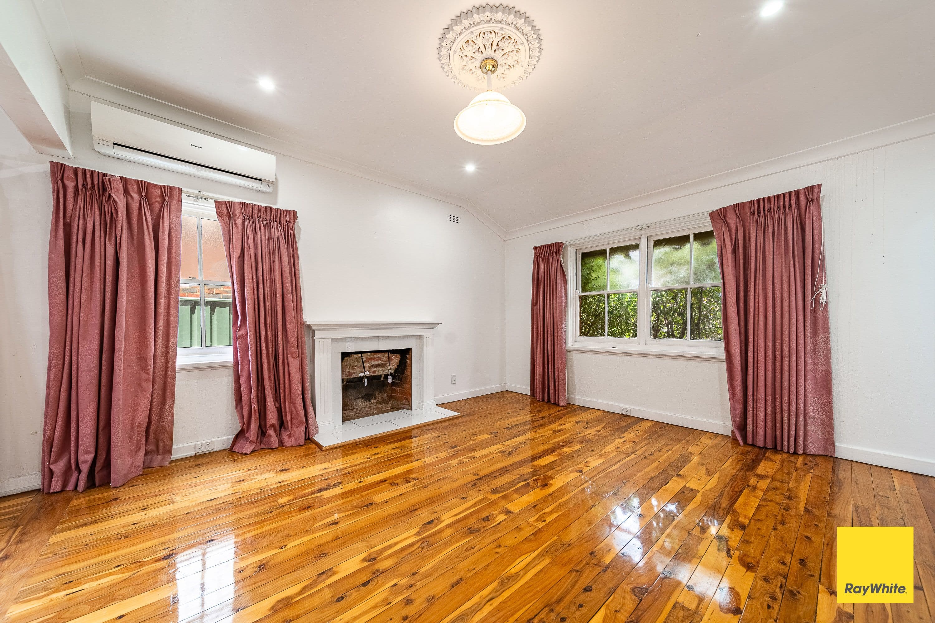 24 Churchill Avenue, Flora Hill VIC 3550, Flora Hill - Thumbnail 4