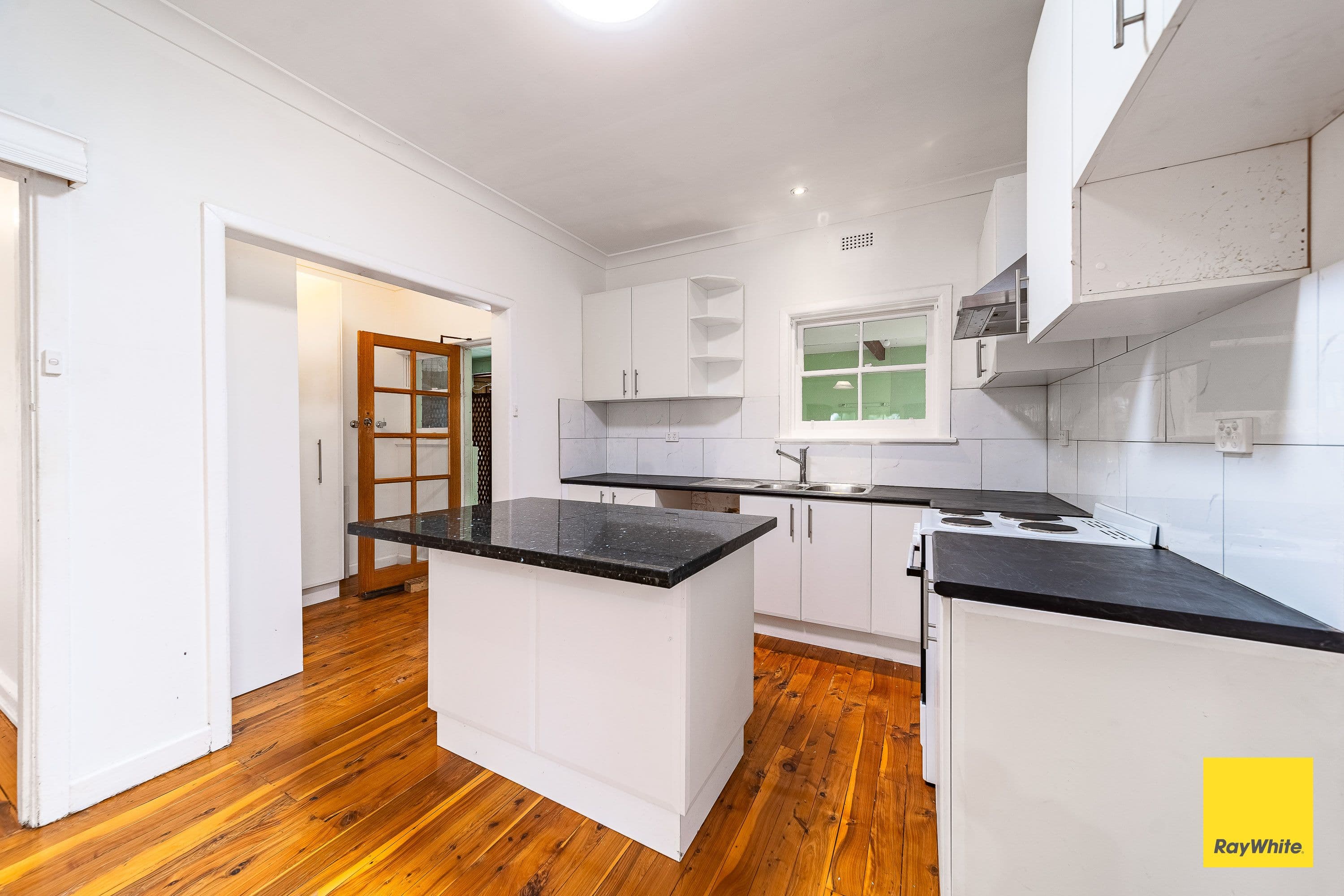 24 Churchill Avenue, Flora Hill VIC 3550, Flora Hill - Thumbnail 7