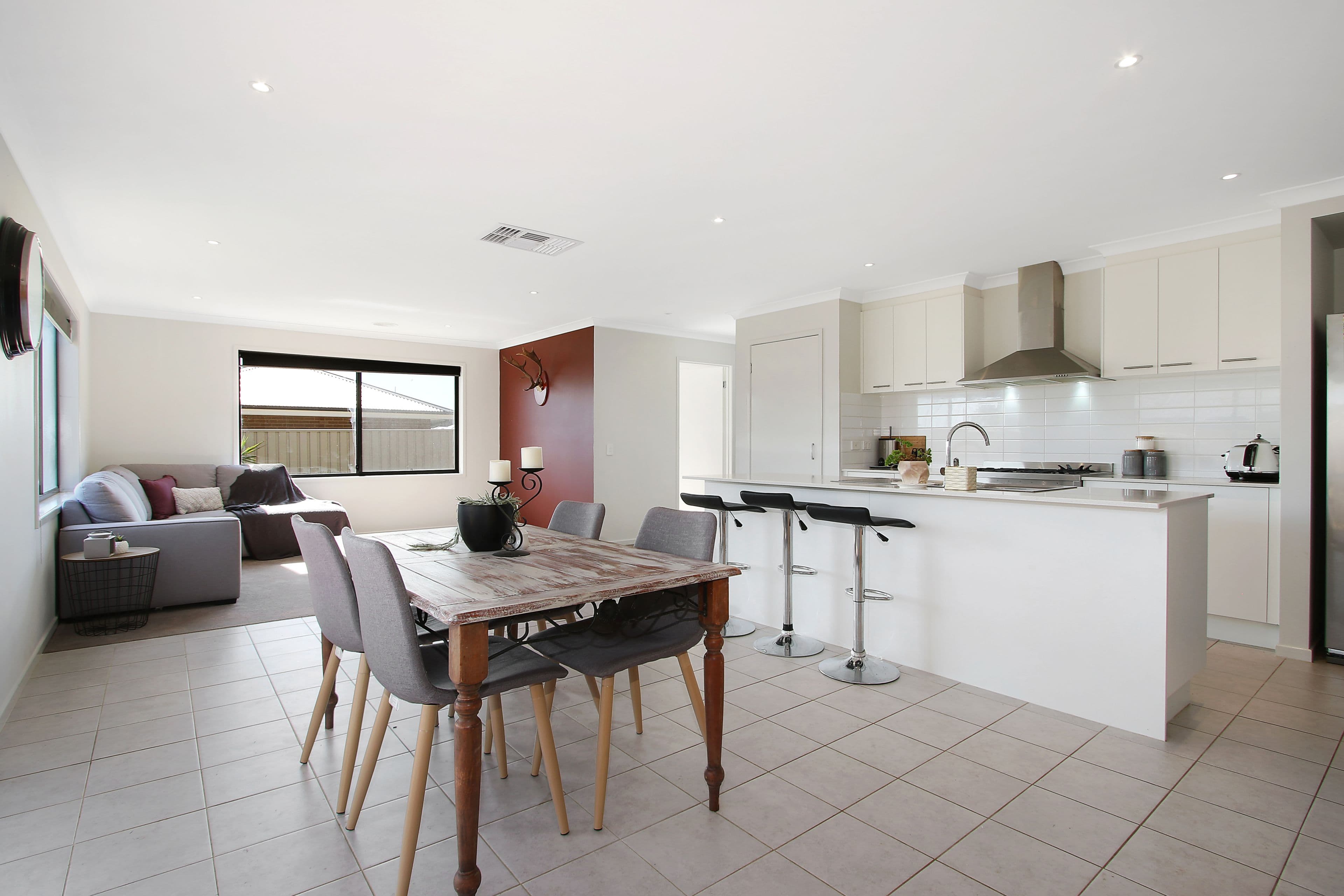 2 Ruthven Circuit, Wodonga VIC 3690, Wodonga - Thumbnail 3