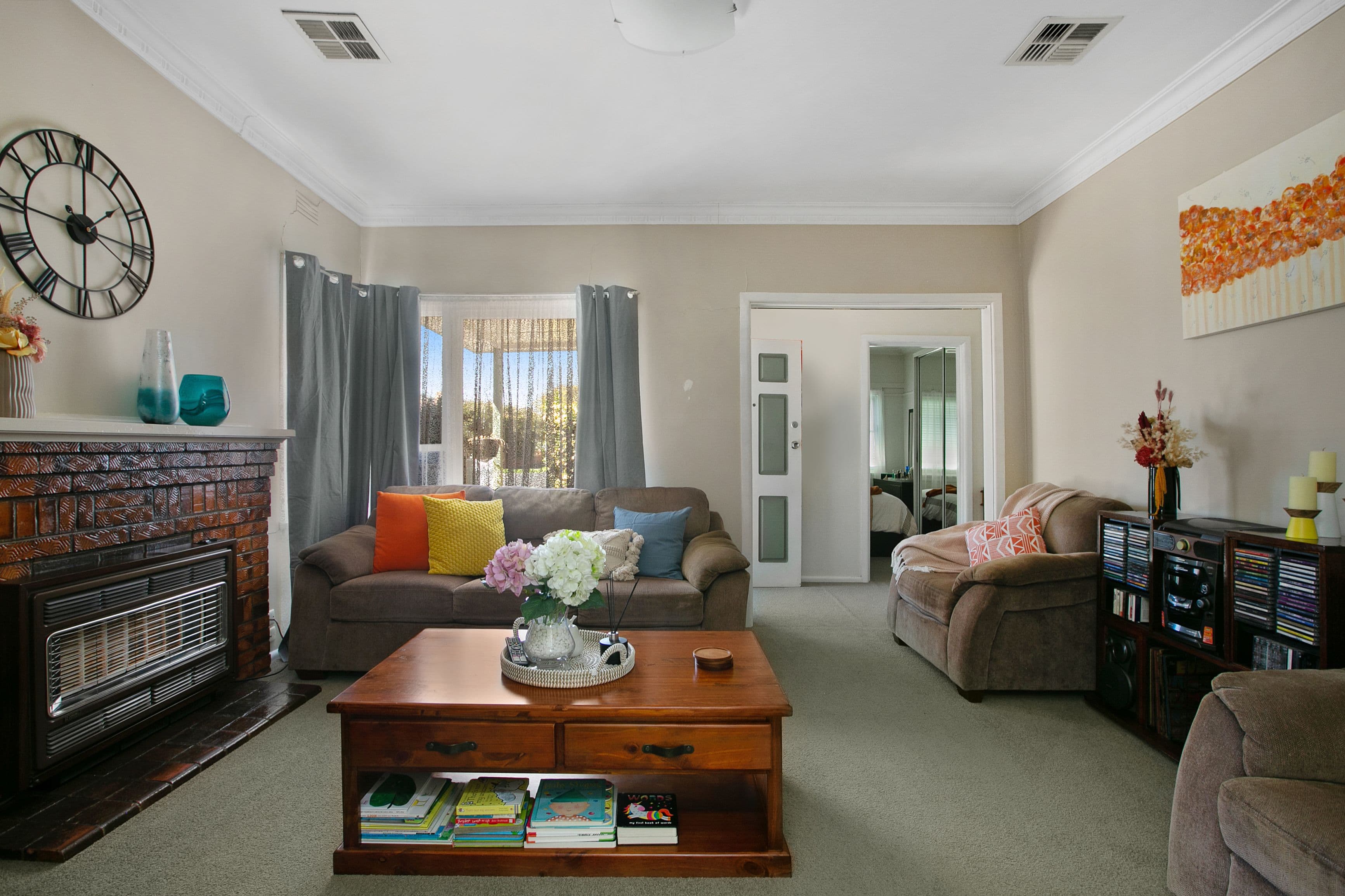 11 Mcfadzean Avenue, Reservoir VIC 3073, Reservoir - Thumbnail 3