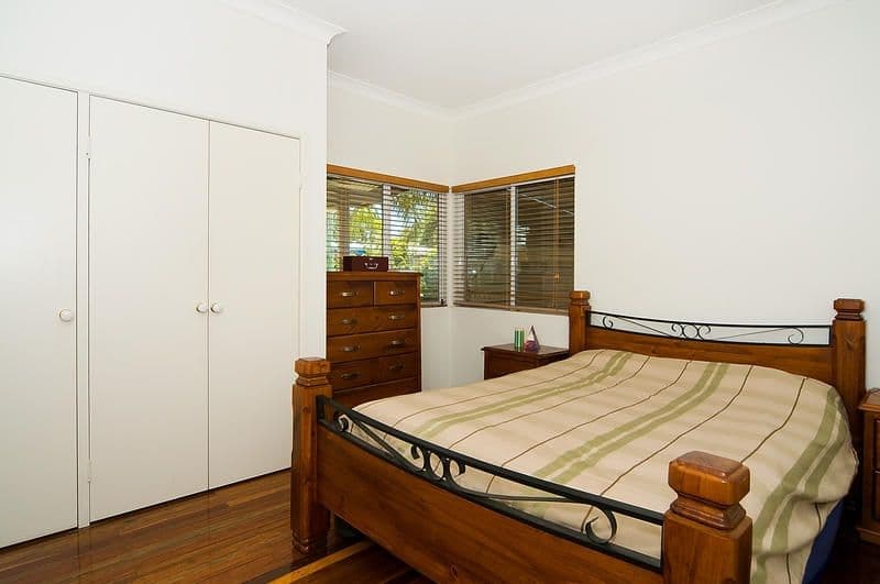18 Gerlee Street, TENNYSON QLD 4105, Tennyson - Thumbnail 7