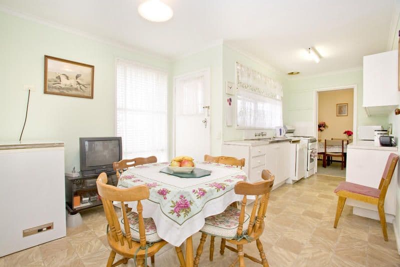 6 Ranger Court, WHITTINGTON VIC 3219, Whittington - Thumbnail 3