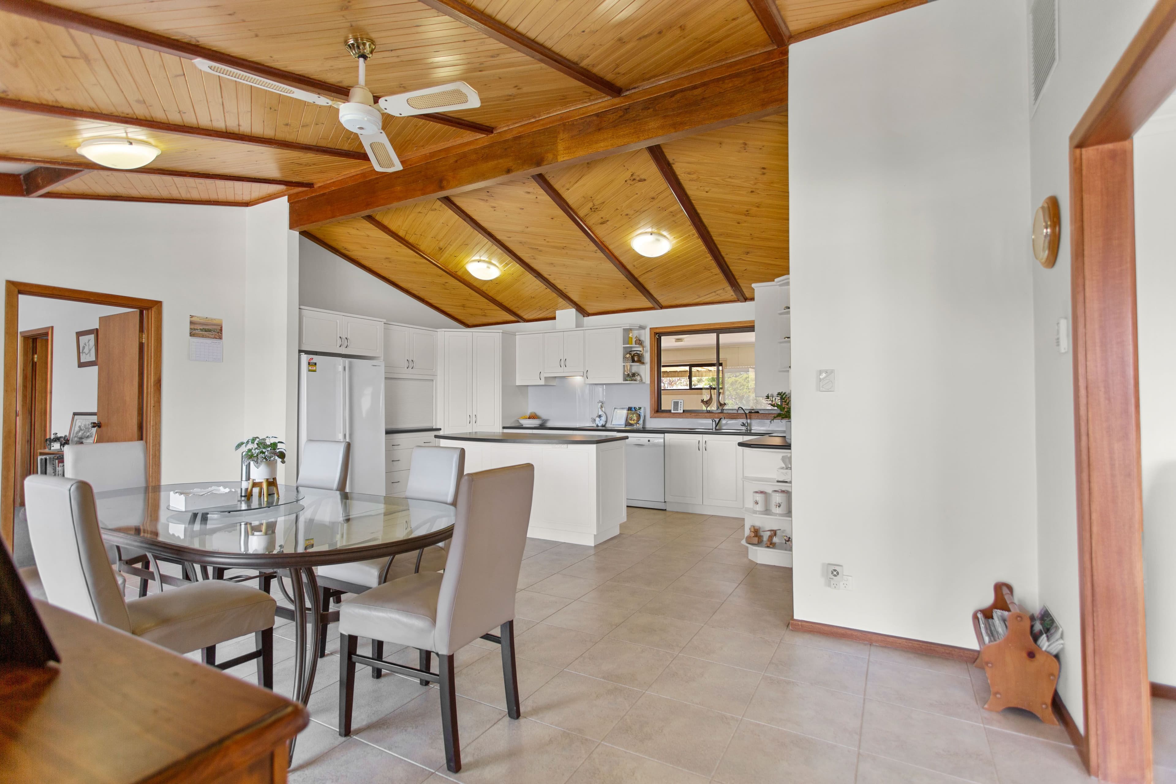 86 Hubbe Road, Clare SA 5453, Clare - Thumbnail 6