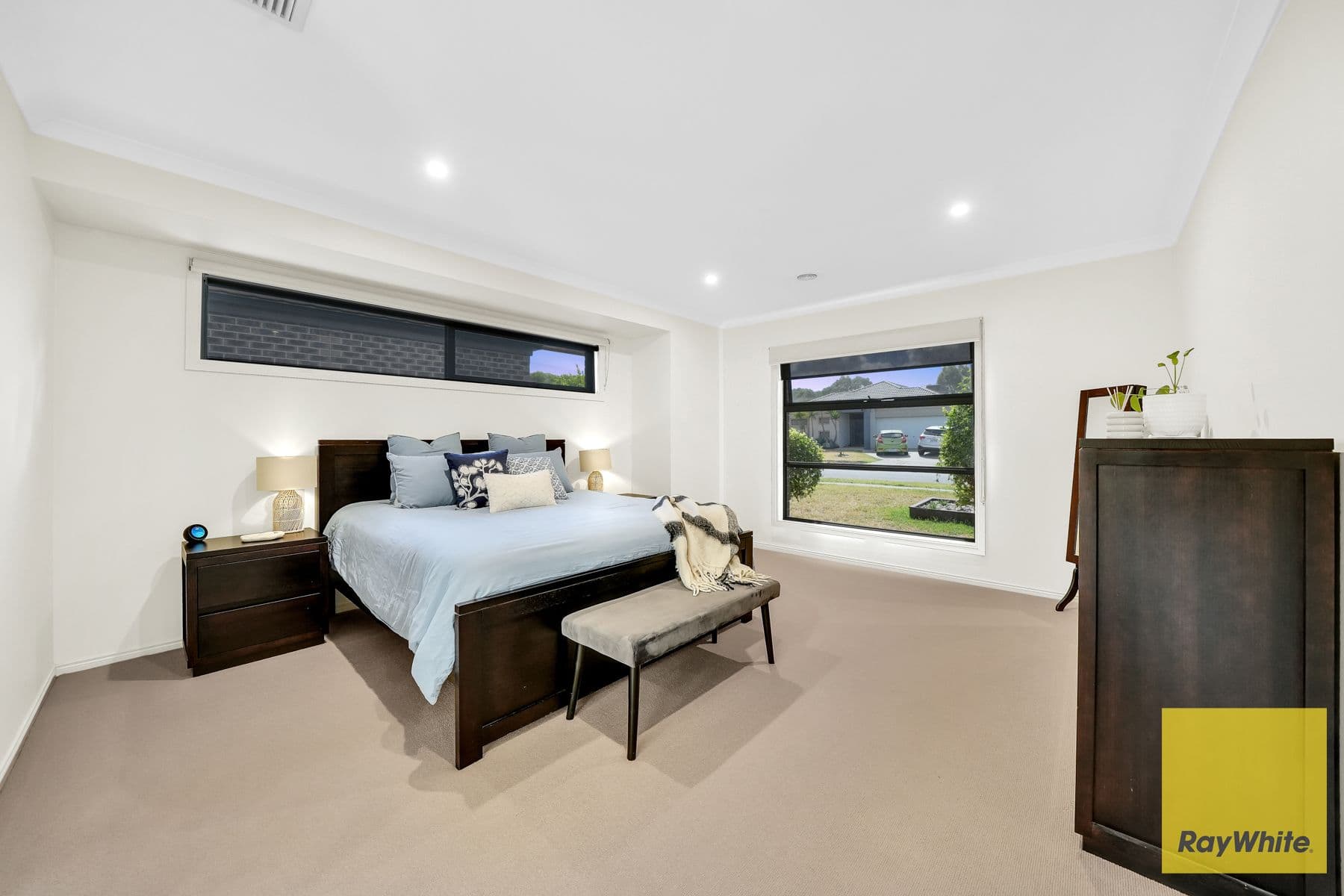 6 Brookvale Avenue, Burnside Heights VIC 3023, Burnside Heights - Thumbnail 2