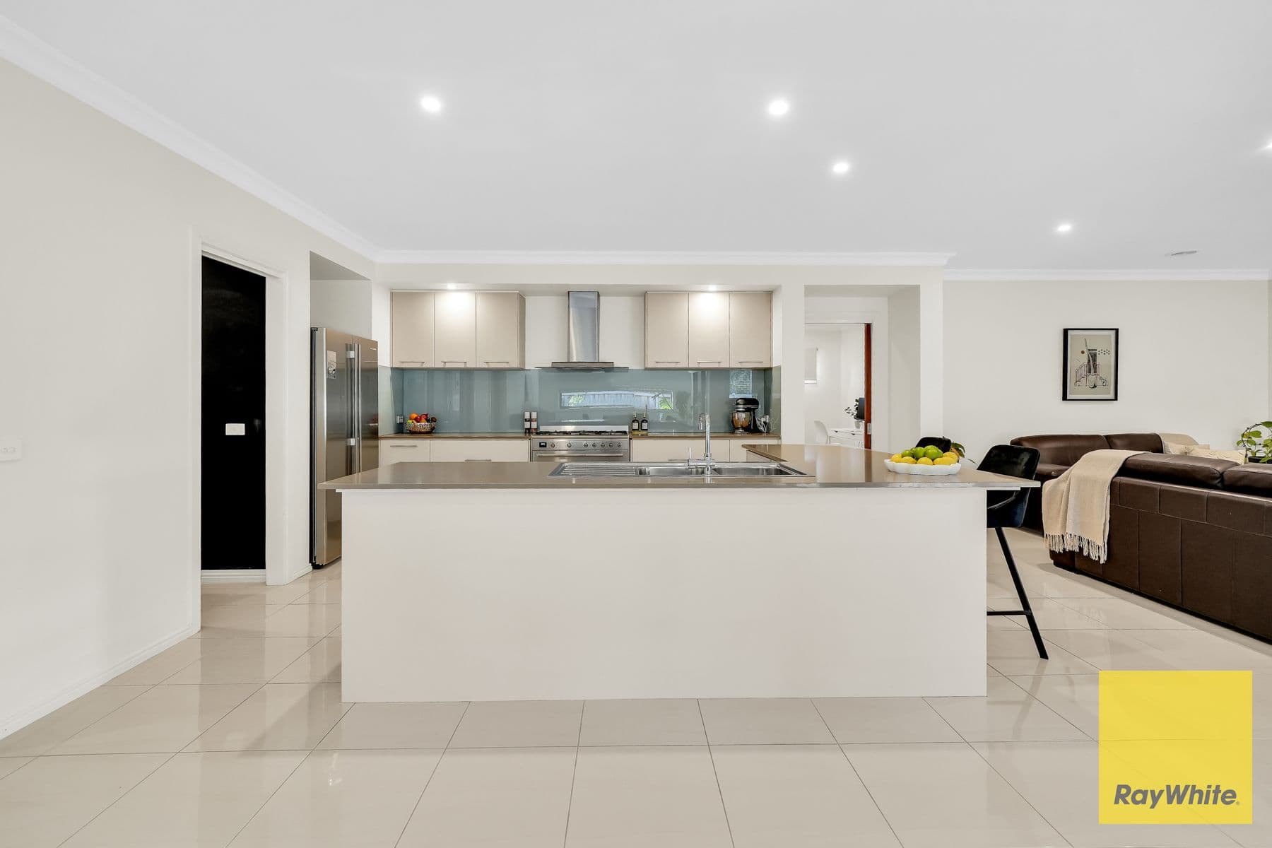 6 Brookvale Avenue, Burnside Heights VIC 3023, Burnside Heights - Thumbnail 5