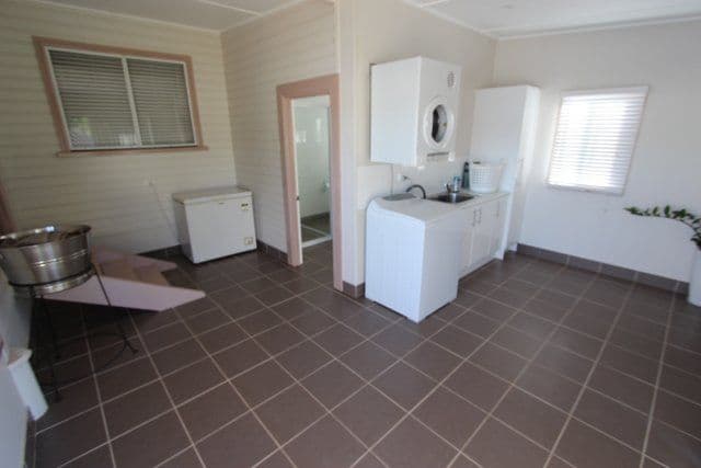 119 Watson Street, CHARLEVILLE QLD 4470, Charleville - Thumbnail 8