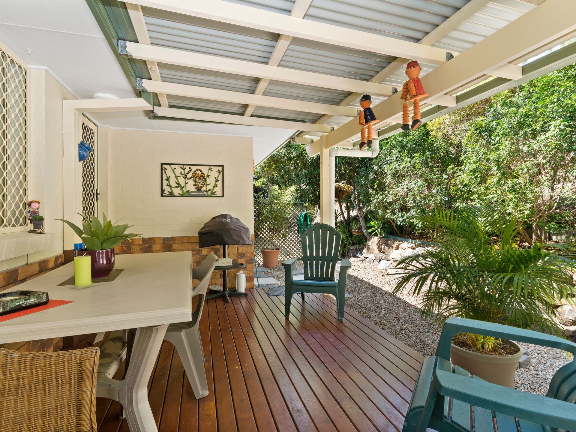 15 Simpsons Road, Elanora QLD 4221, Elanora - Thumbnail 2