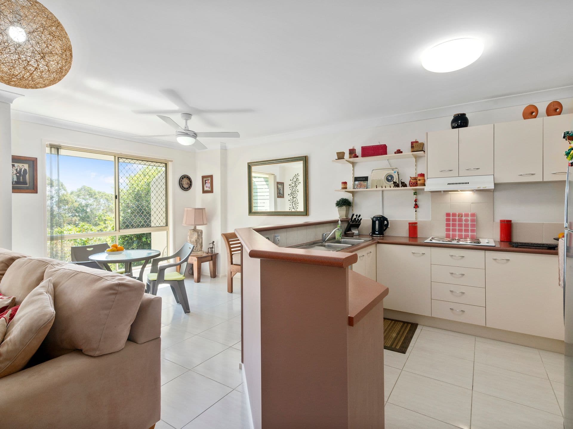 15 Simpsons Road, Elanora QLD 4221, Elanora - Thumbnail 6