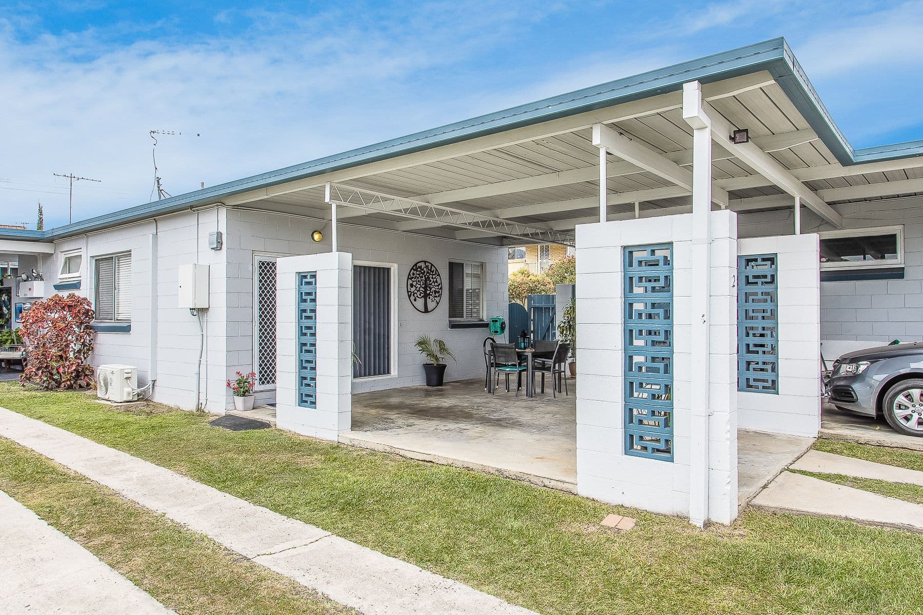 4 Longland Street, Redcliffe QLD 4020, Redcliffe - Thumbnail 2
