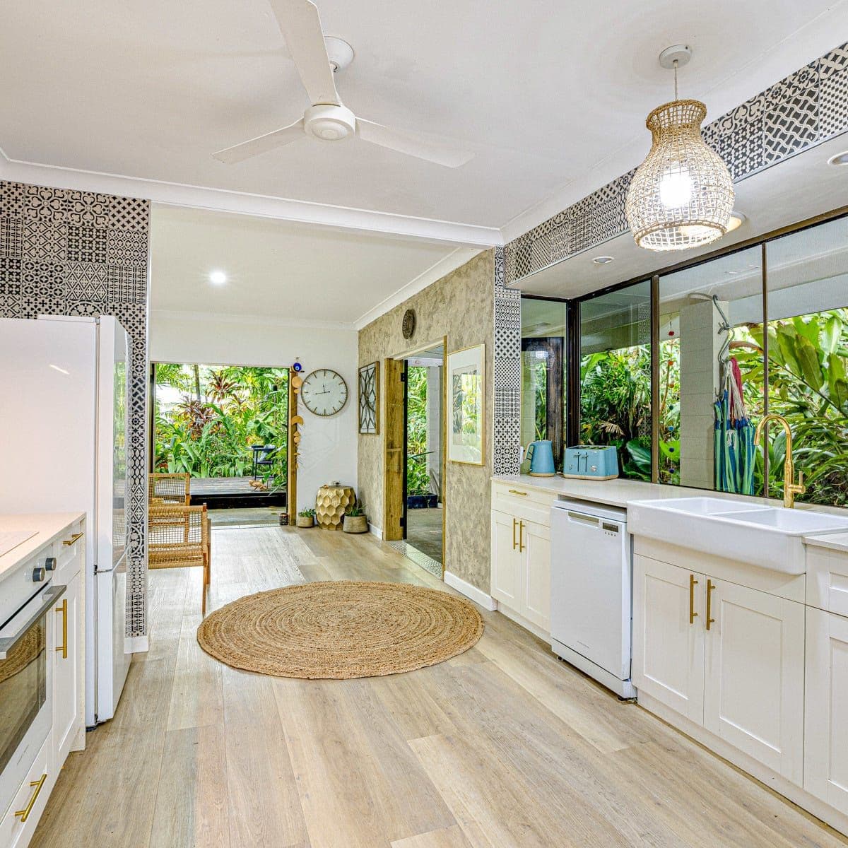 20 Beaver Street, Clifton Beach QLD 4879, Clifton Beach - Image 1