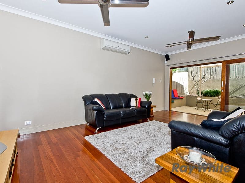 55 Plymouth Street, ALDERLEY QLD 4051, Alderley - Thumbnail 5