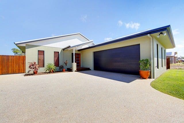 17 Beach Oak Drive, MOUNT LOW QLD 4818, Mount Low - Image 1