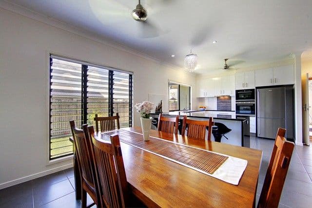 17 Beach Oak Drive, MOUNT LOW QLD 4818, Mount Low - Thumbnail 5