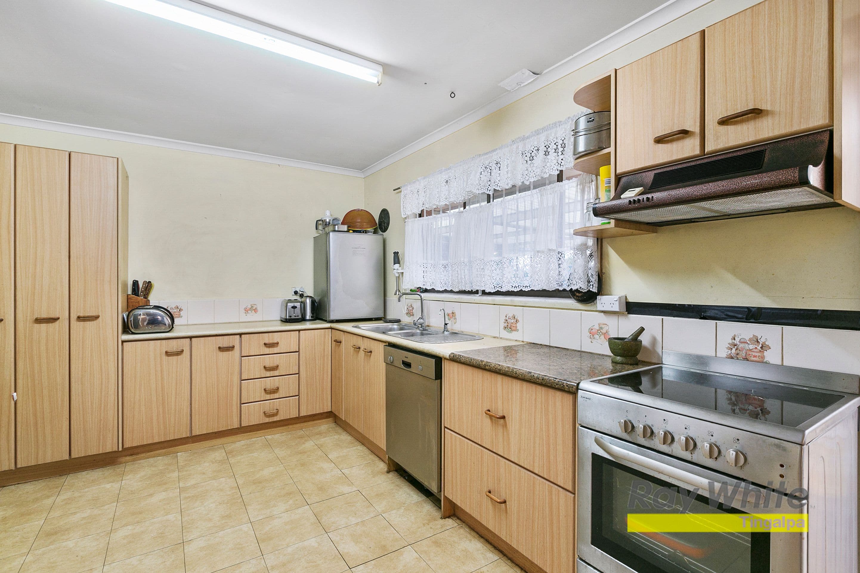 25 Treeby Street, Tingalpa QLD 4173, Tingalpa - Thumbnail 2