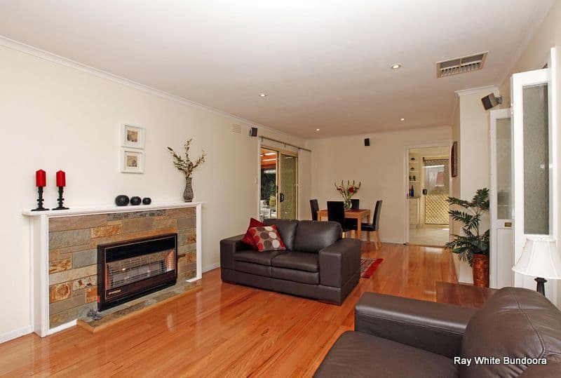 15 Lea Crescent, BUNDOORA VIC 3083, Bundoora - Thumbnail 2