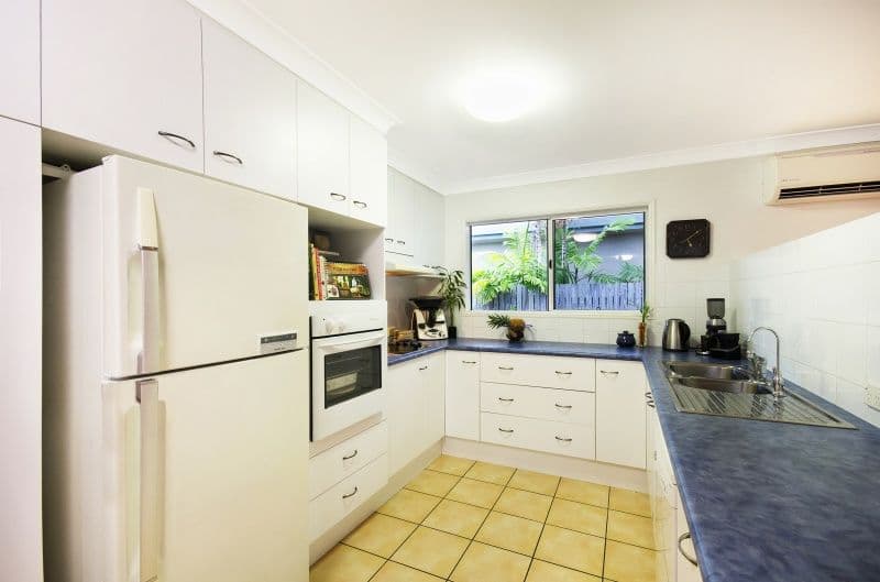 102 Martinez Avenue, WEST END QLD 4810, West End - Thumbnail 7