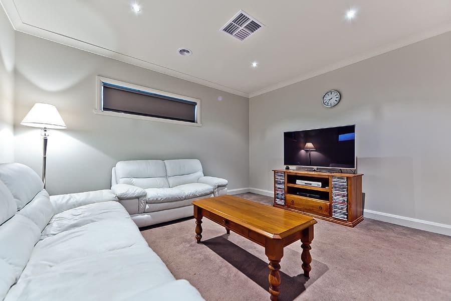 57 Gallery Avenue, MELTON WEST VIC 3337, Melton West - Thumbnail 3