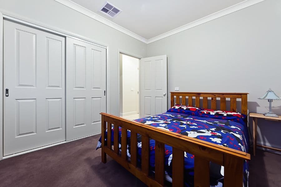 57 Gallery Avenue, MELTON WEST VIC 3337, Melton West - Thumbnail 6
