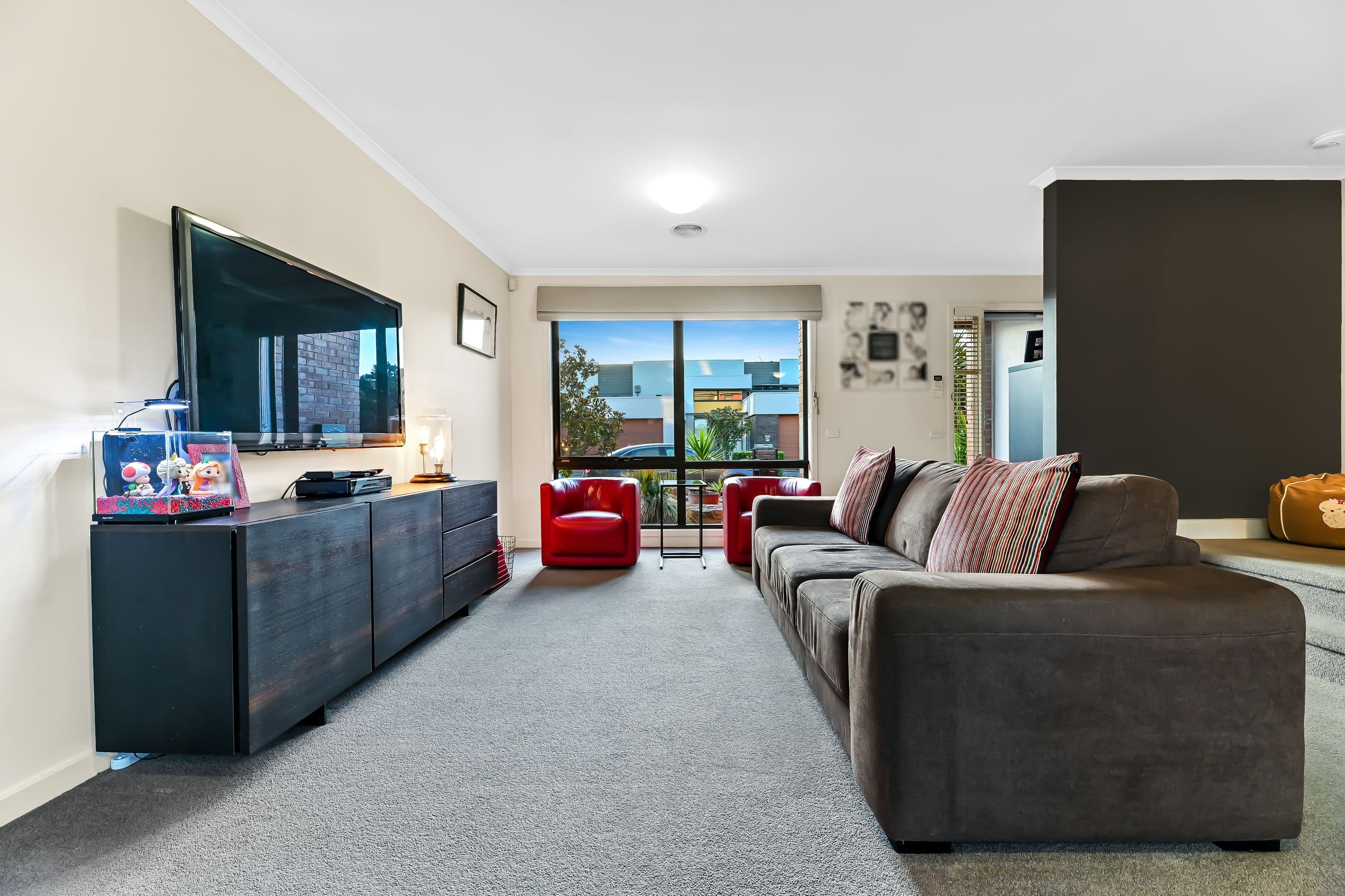 53 Waverley Park Drive, Mulgrave VIC 3170, Mulgrave - Thumbnail 2