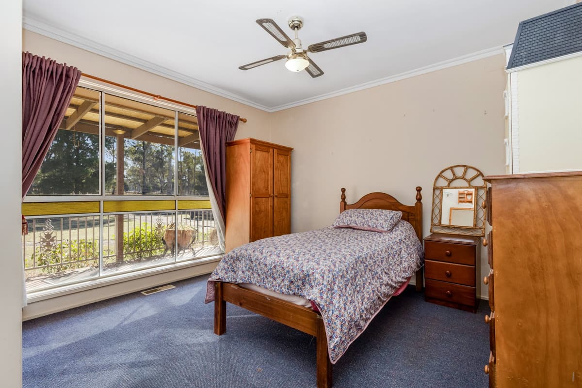 202 Simpsons Road, Eaglehawk VIC 3556, Eaglehawk - Thumbnail 5