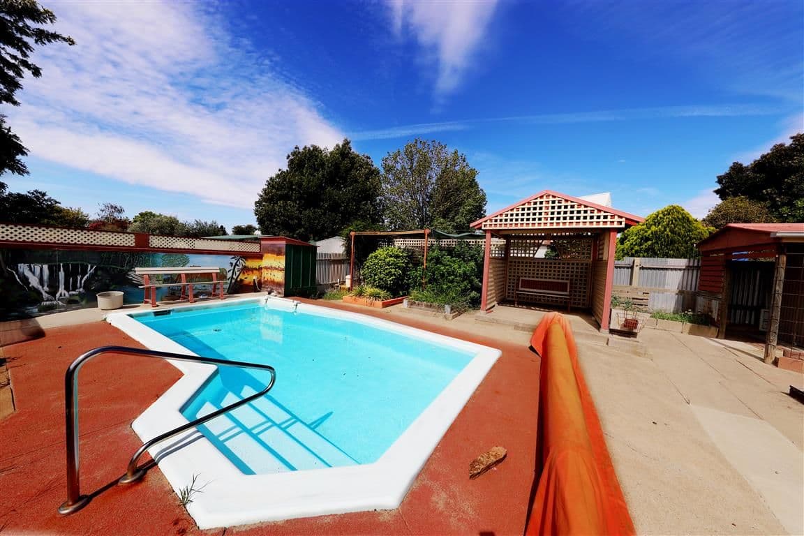 10 Colwell Street, Tumut NSW 2720, Tumut - Thumbnail 2