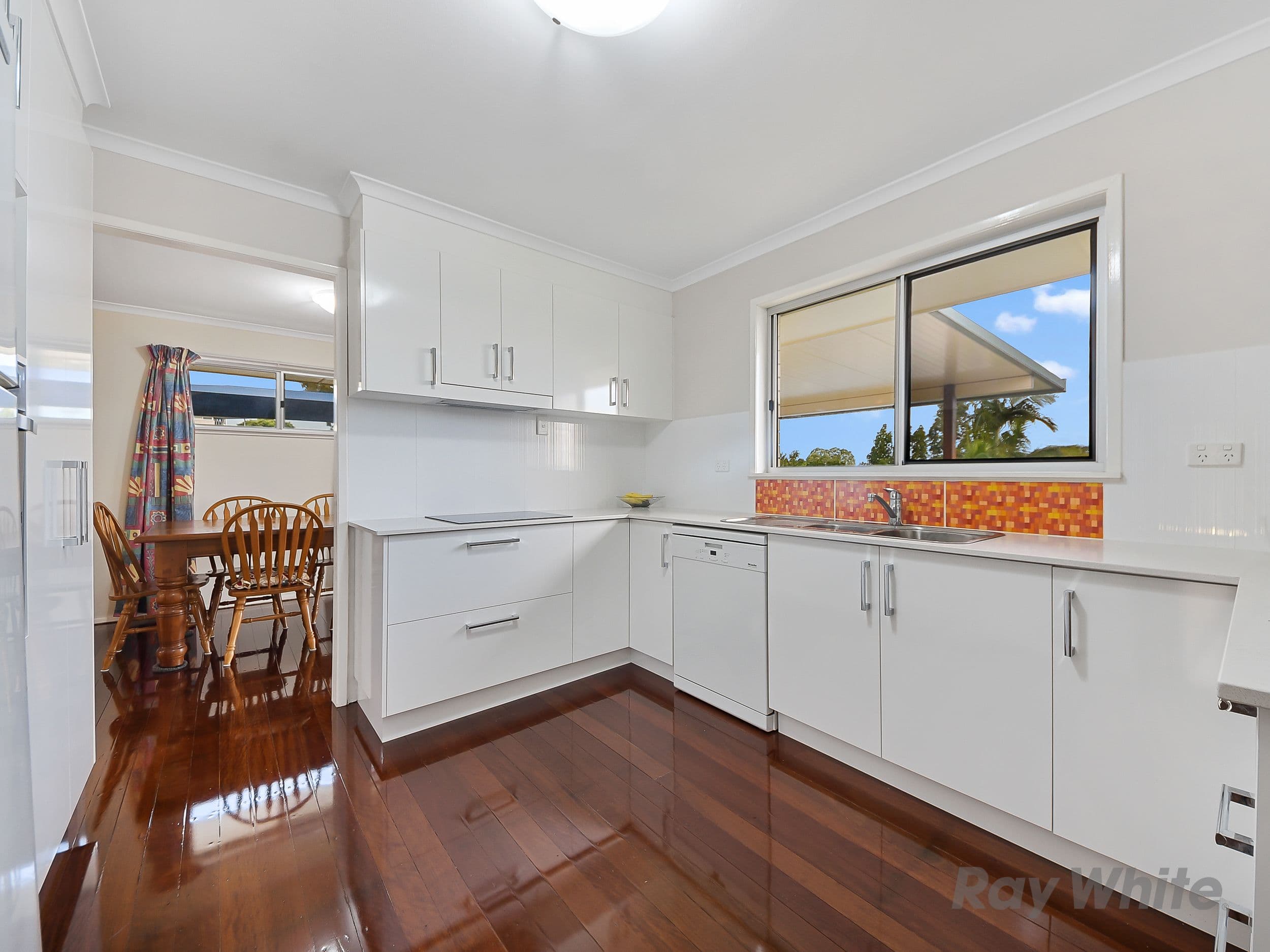 9 Elsergundo Street, Bracken Ridge QLD 4017, Bracken Ridge - Thumbnail 4