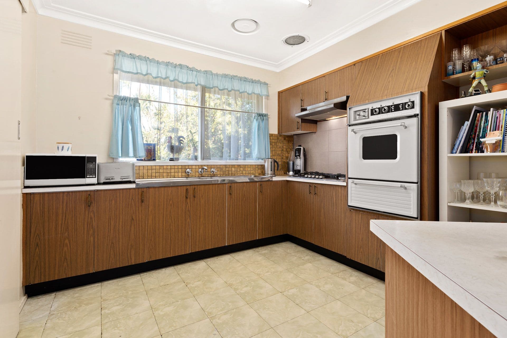 32 Bimbadeen Crescent, Yallambie VIC 3085, Yallambie - Thumbnail 6