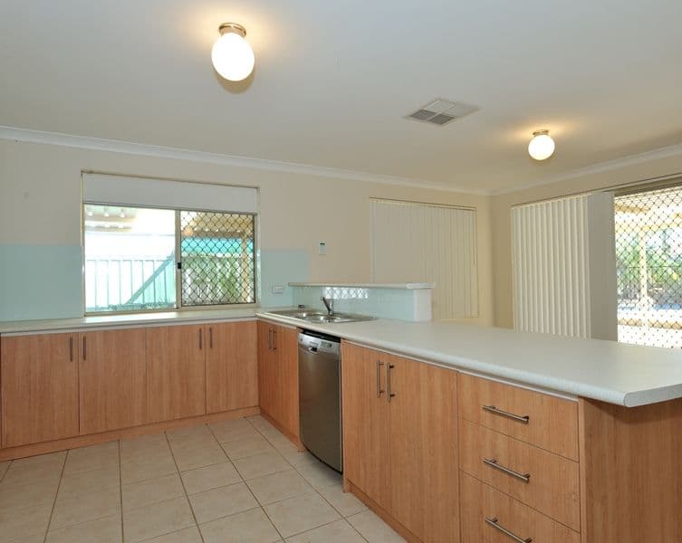 20 Menora Loop, WARNBRO WA 6169, Warnbro - Thumbnail 3