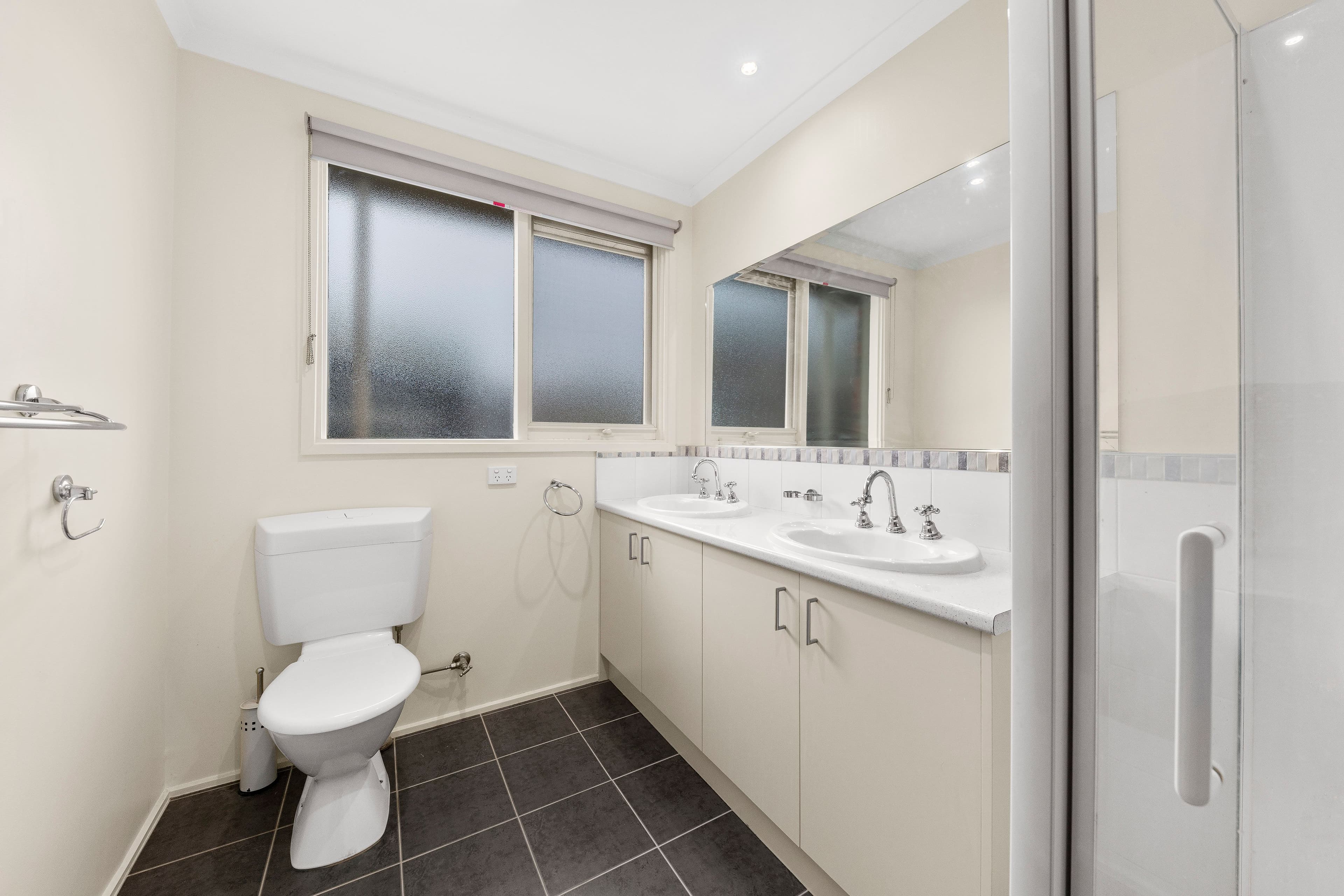 18 Piccadilly Avenue, Wantirna South VIC 3152, Wantirna South - Thumbnail 6