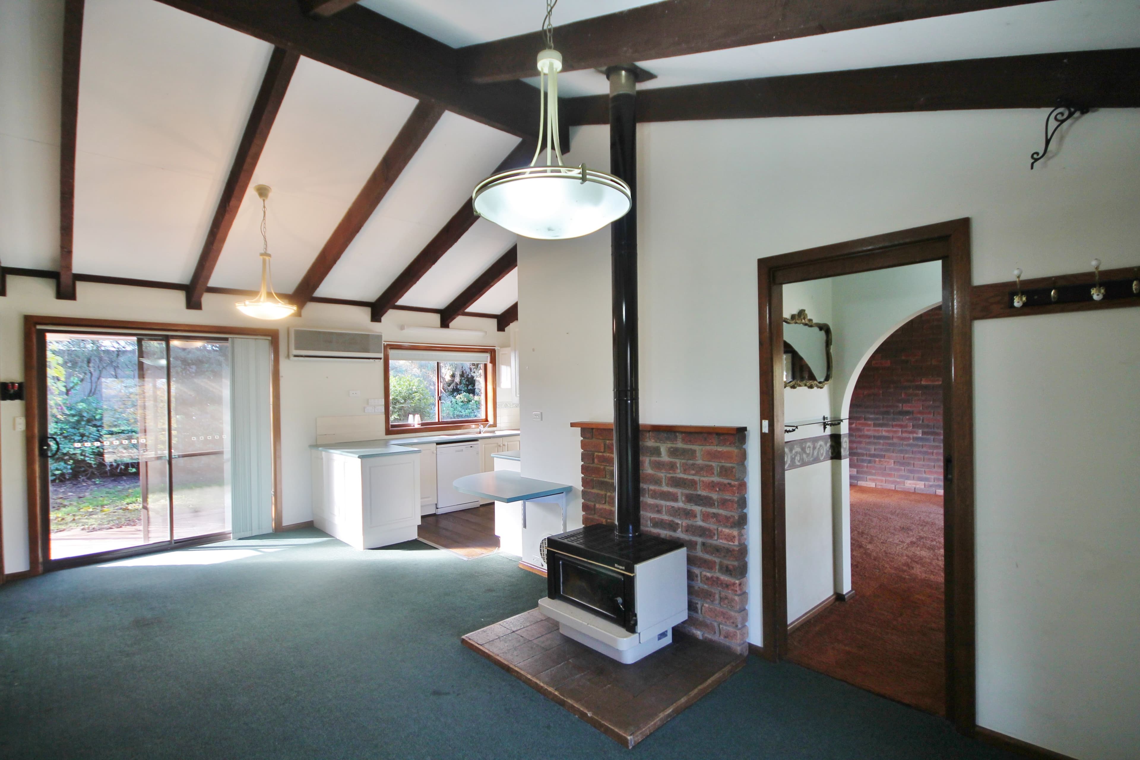 30 Redhill Road, Young - Thumbnail 5