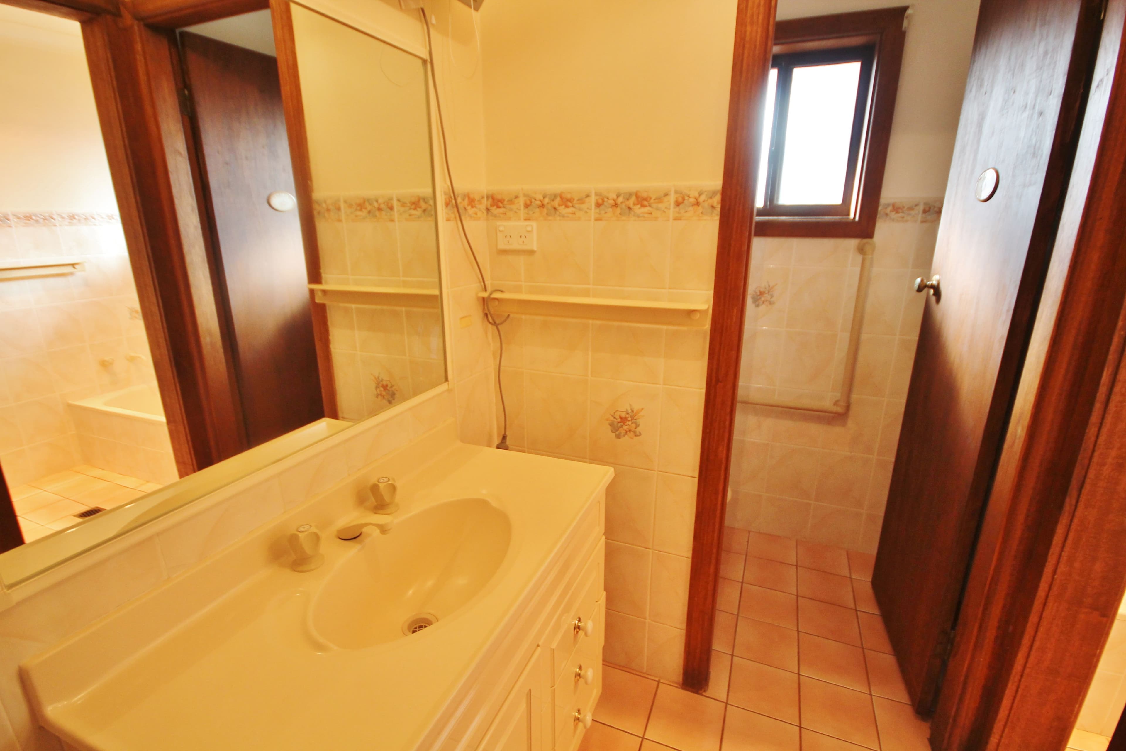30 Redhill Road, Young - Thumbnail 7