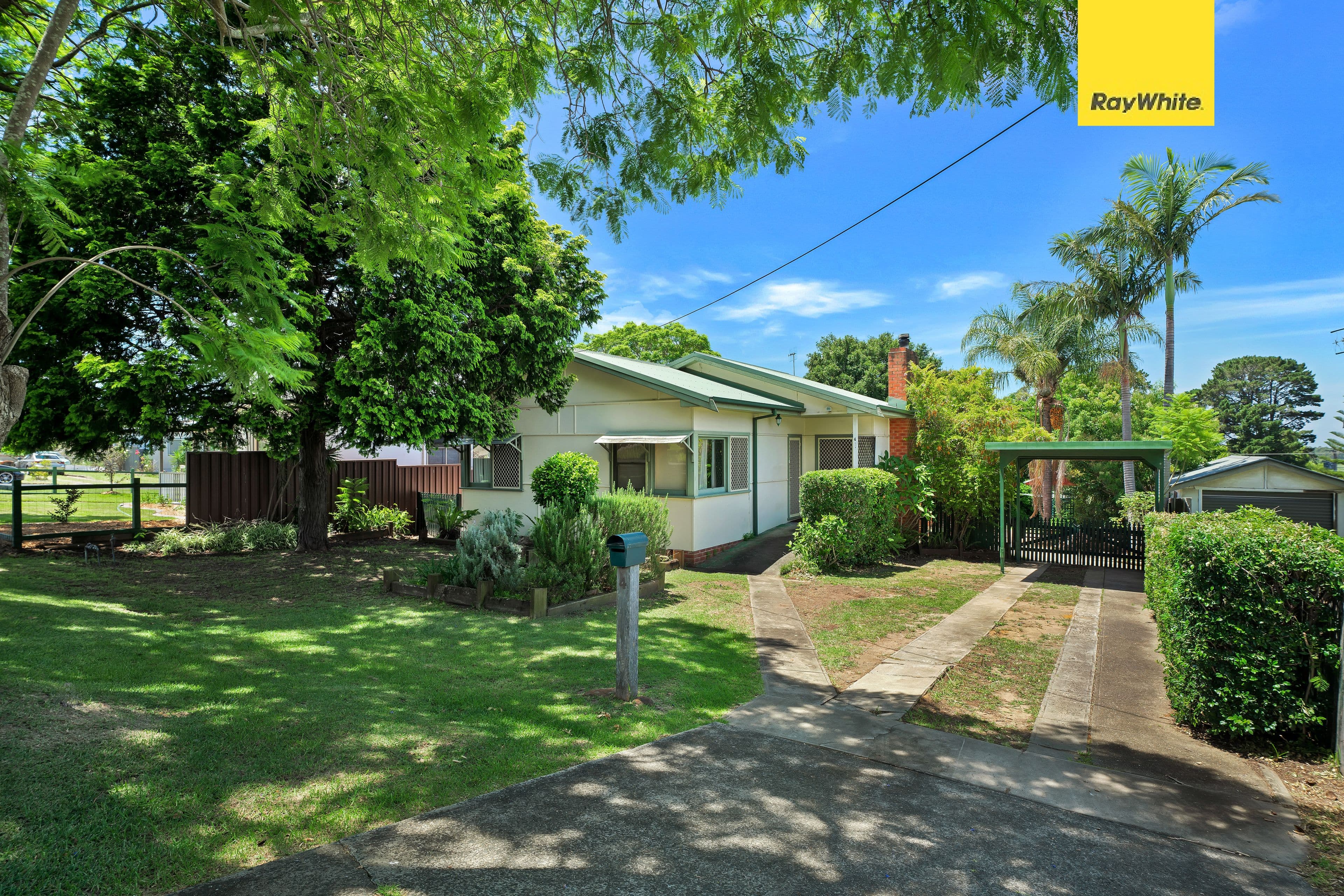 4 Mulgen Crescent, Bomaderry NSW 2541, Bomaderry - Image 1