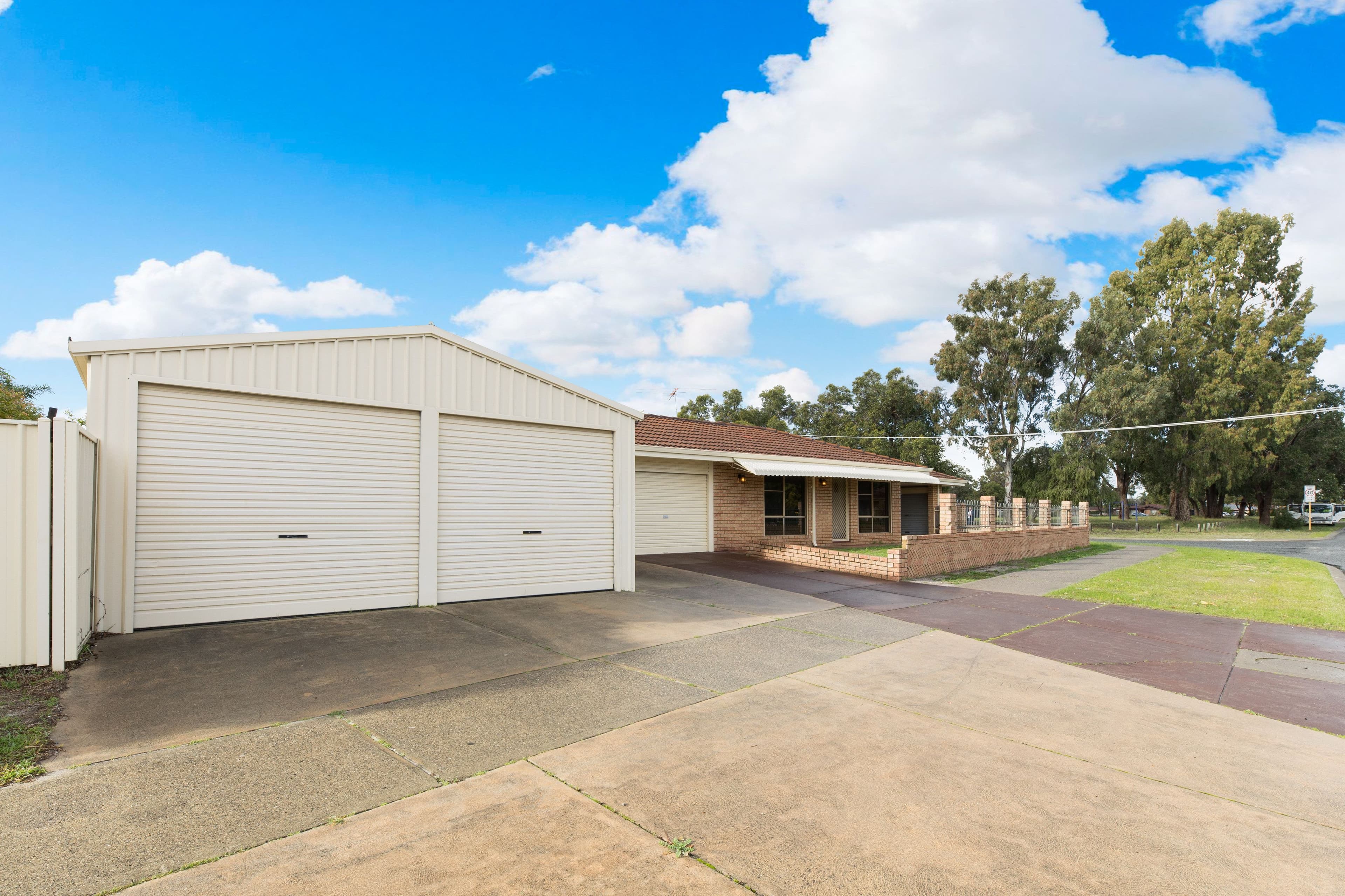 3/2 Dawson Drive, Warragul, Warragul - Thumbnail 2