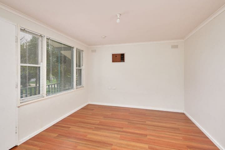 3 O'Connor Street, Tolland NSW 2650, Tolland - Thumbnail 2